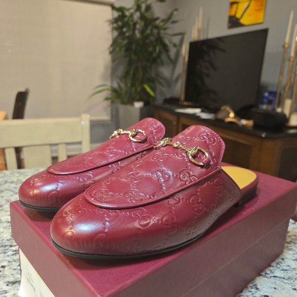 NEW Gucci Burgundy Princetown Leather Mules with Horsebit Detail Size 37.5 - Picture 6 of 12
